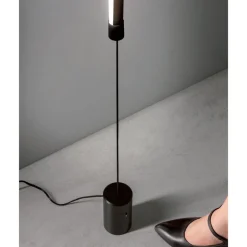 ACROBAT Vertikale Design-Hängeleuchte