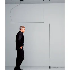 ACROBAT Vertikale Design-Hängeleuchte