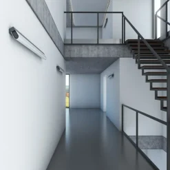 AULA Lange Wandleuchte