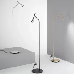 DIESIS Bodenstehleuchte mit beweglichem Licht