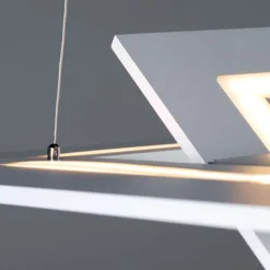 DUPLICO Flache quadratische LED Hängeleuchte mit Raffinesse