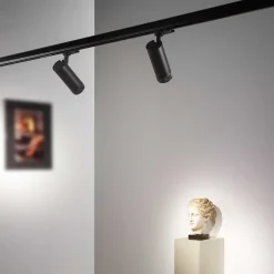 EOS Schienen-Spot mit verstellbaren Abstrahlwinkel