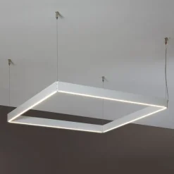 ESPADA LED Hängeleuchte in quadratischer Form
