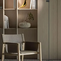 FLEUR Minimalistische Stehleuchte mit grünem Marmor