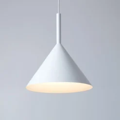 FUNNEL Design Pendelleuchte in Schwarz oder Weiß