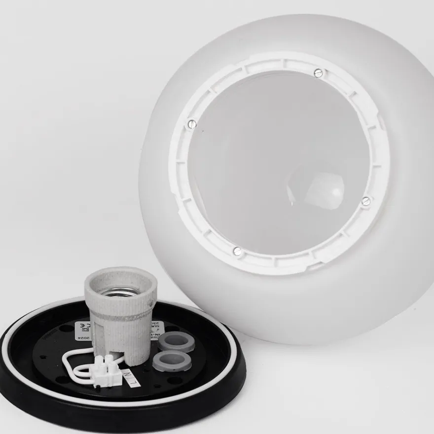 HERTA Außenlampe mit kugelförmigen Schirm