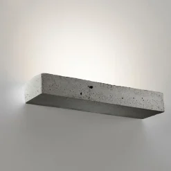 LUCI Wandleuchte aus Leichtbeton