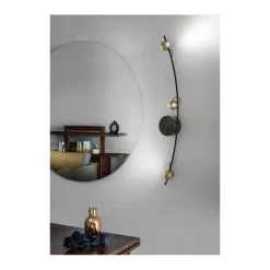 MAGNETIC Moderne LED Wandleuchte mit drei Lichtquellen