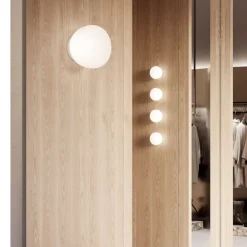 MAIOLE Italienische Wandleuchte mit Opalglas