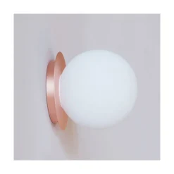 MIORI Wandleuchte mit Kugelglas