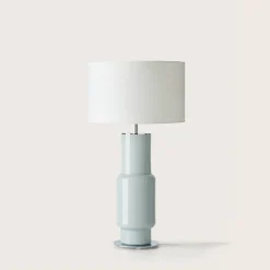 NOA Moderne Tischleuchte mit buntem Glas-Fuß