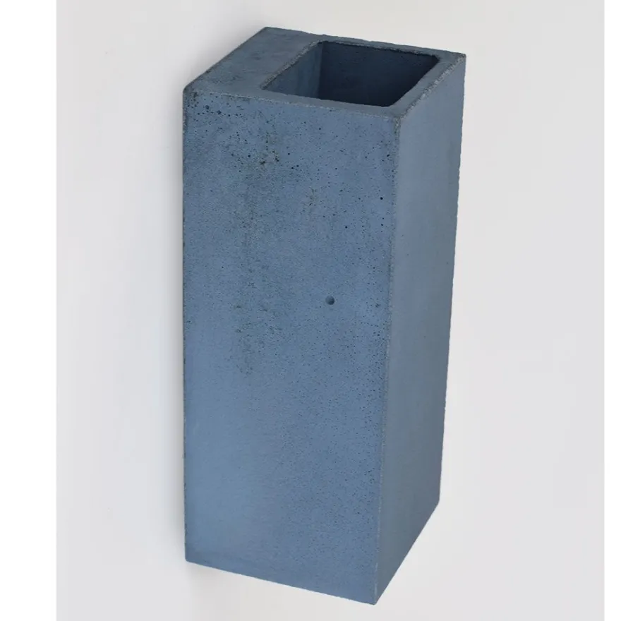 ORTHO 65 Zweistrahlige Beton-Außenleuchte
