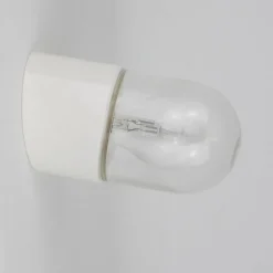 PURE Badleuchte aus Porzellan IP54