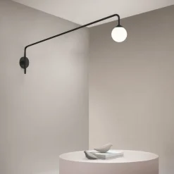 SAN BABILA Wandlampe mit langem Ausleger