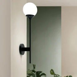 SAN BABILA Wandlampe mit senkrechten Stab