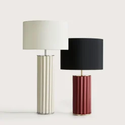 SONICA Moderne Stehleuchte für das Wohnzimmer