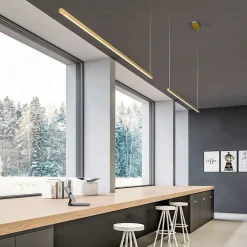 TRATTI Lange Hängeleuchte aus Messing Downlight