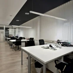 TRATTO längliche LED Hängeleuchte