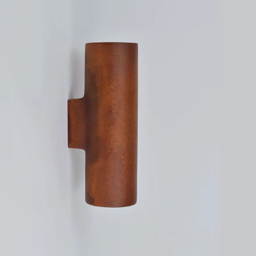 UMA C Zylindrische Wandleuchte in Rost